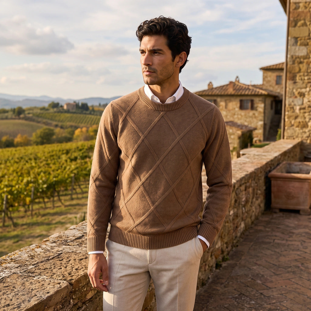 Men's Crew Neck Sweater with Diamond Pattern and Ribbed Trim