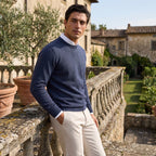 Men's Crew Neck Sweater with Ribbed Cuffs and Long Sleeves