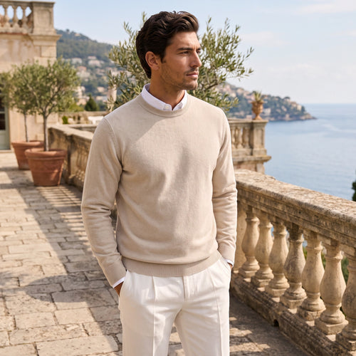 Men's Crew Neck Sweater with Ribbed Cuffs and Long Sleeves