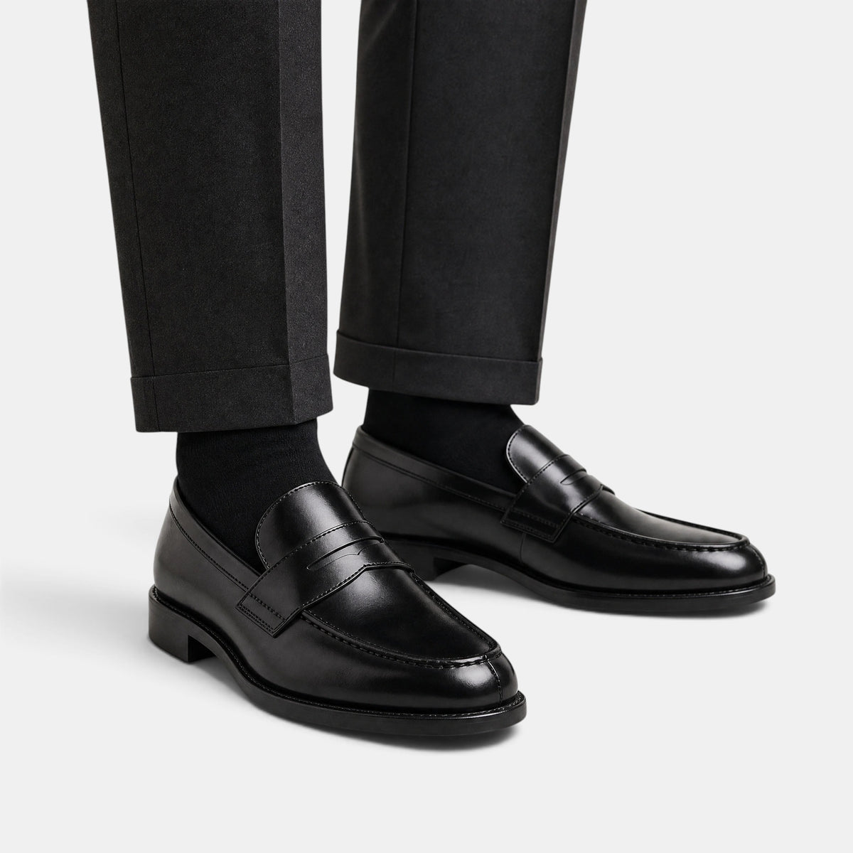 Men's Penny Loafers with Slip On Design and Moc Toe