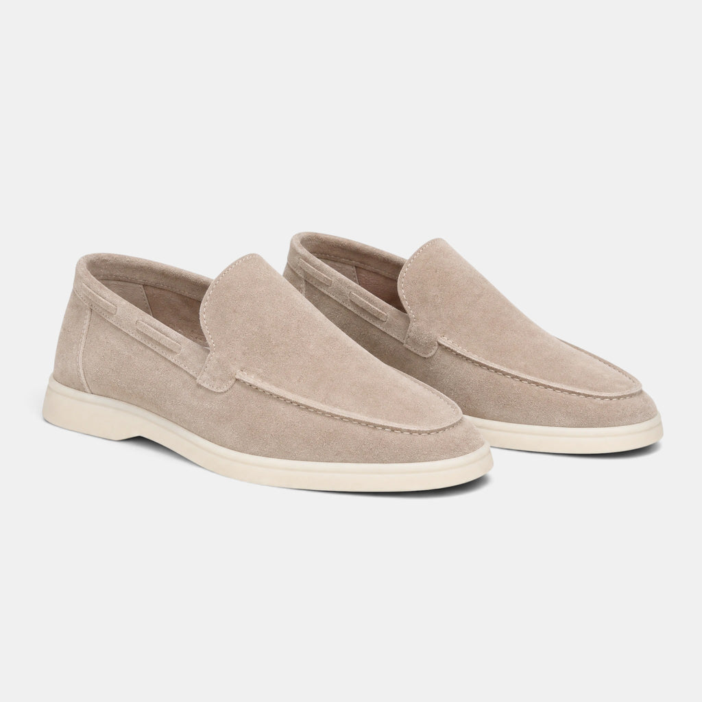 Men's Slip On Loafers with Round Toe and Contrast Sole