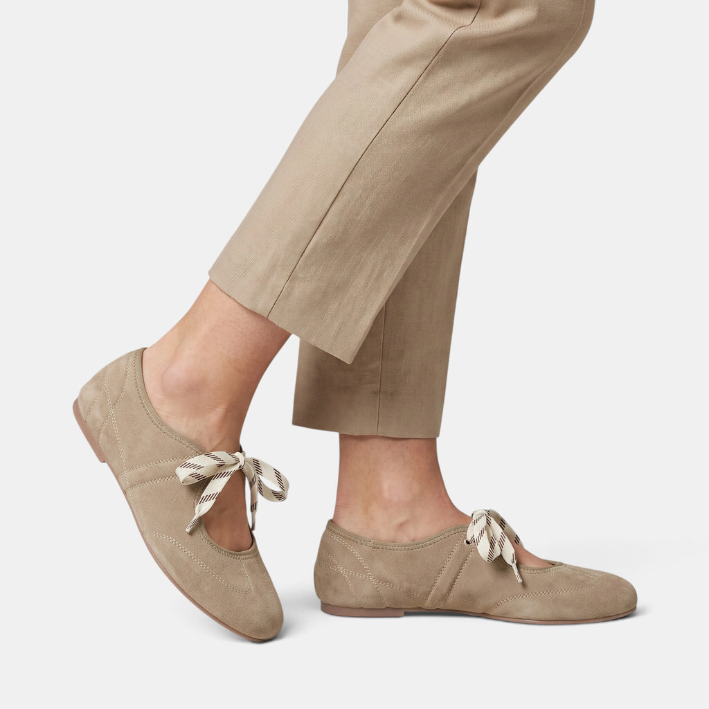 Women's Ballet Flats with Lace Up Closure and Round Toe