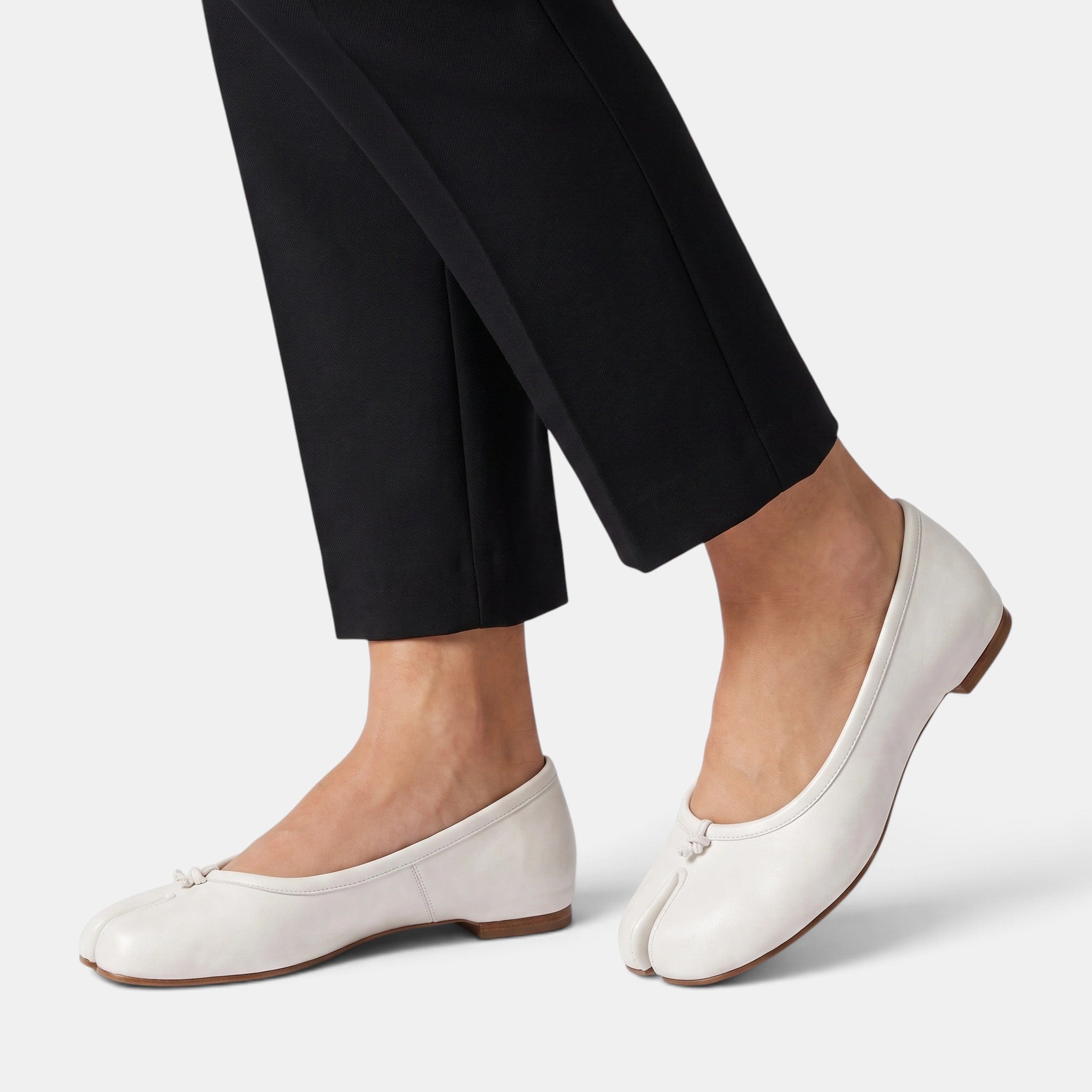 Women's Ballet Flats with Split Toe and Bow Detail