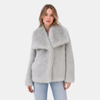 Women's Jacket with Oversized Collar and Long Sleeves