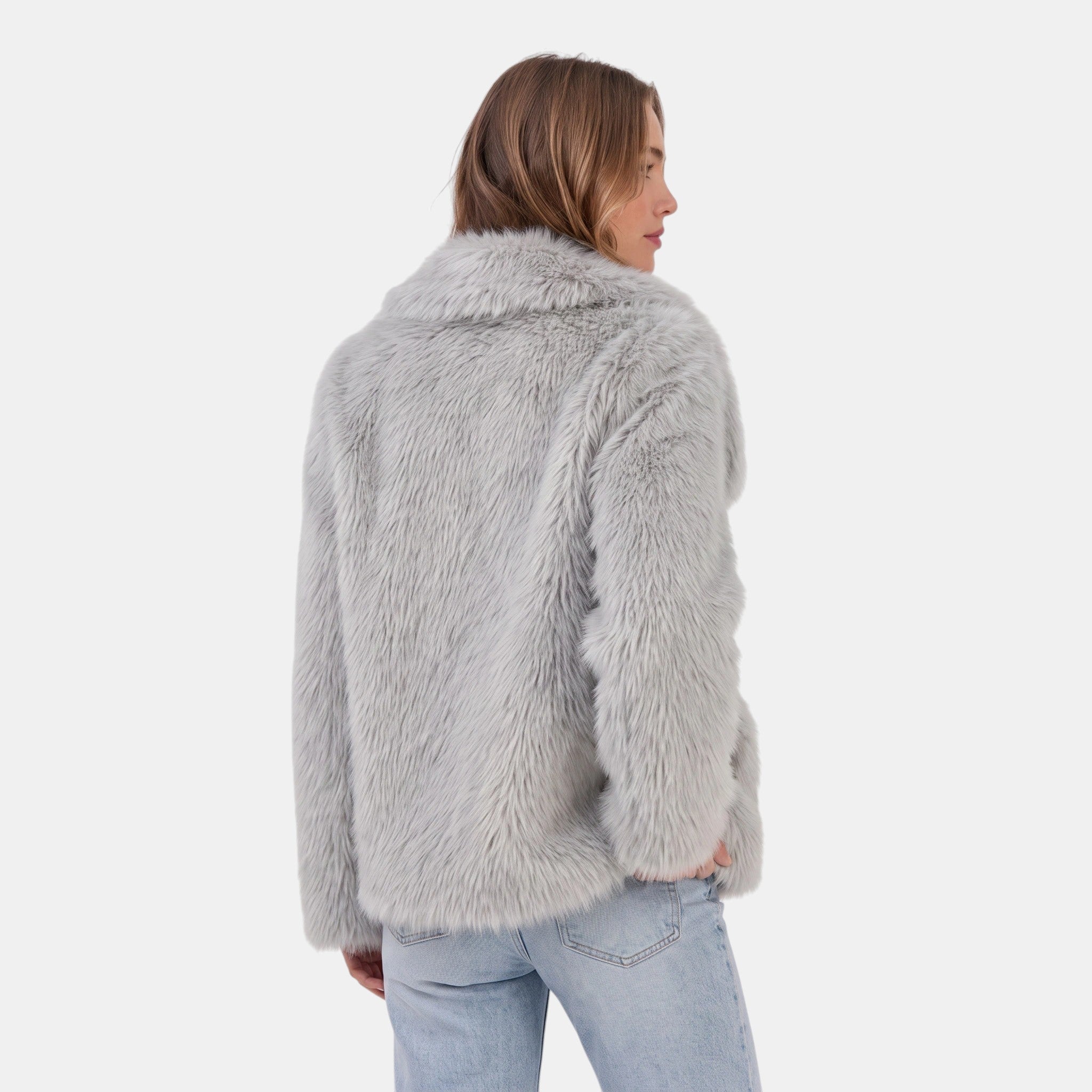 Women's Jacket with Oversized Collar and Long Sleeves