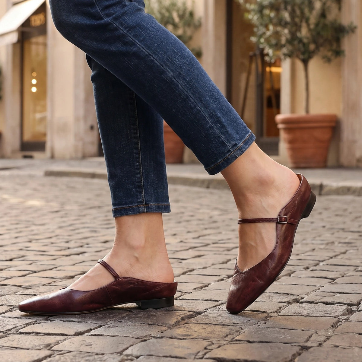 Women's Mules with Pointed Toe and Buckle Strap