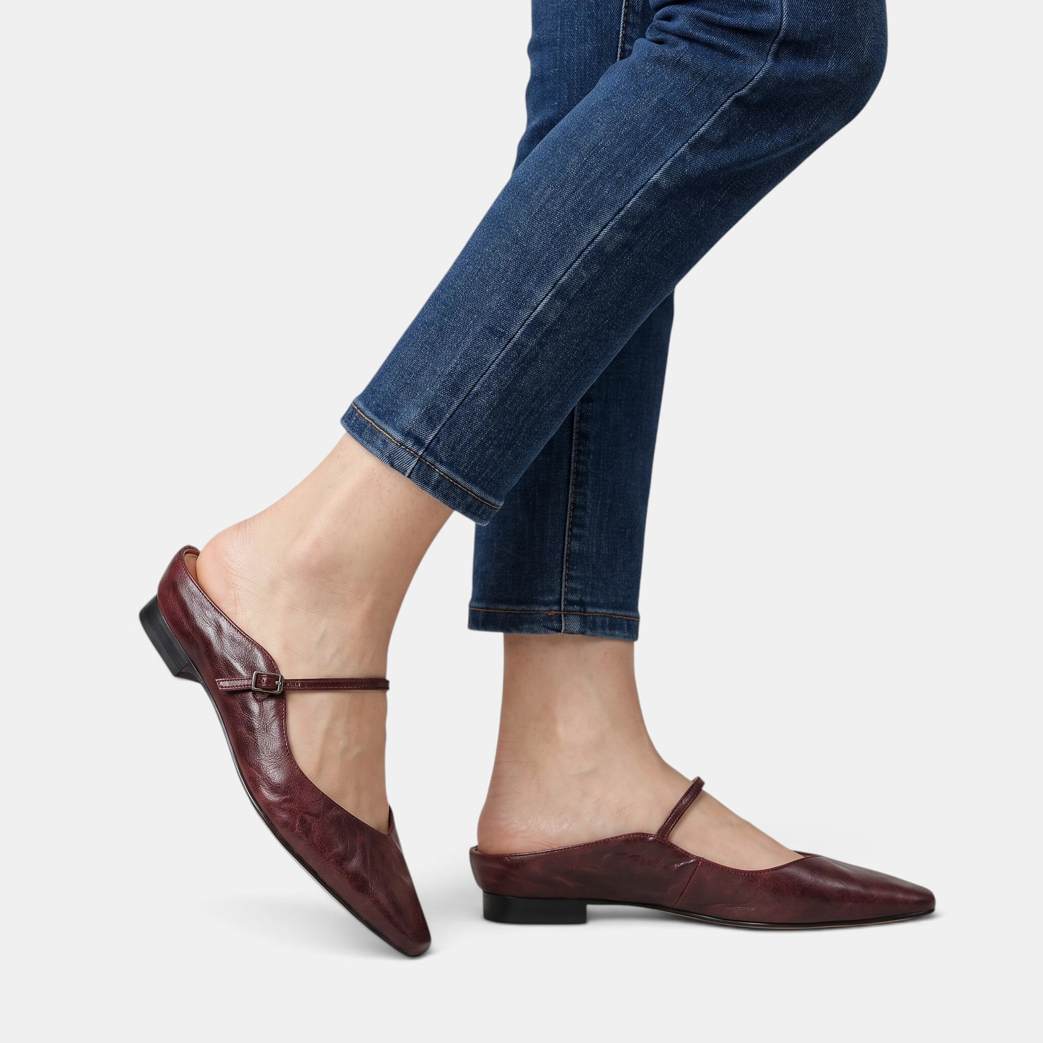 Women's Mules with Pointed Toe and Buckle Strap