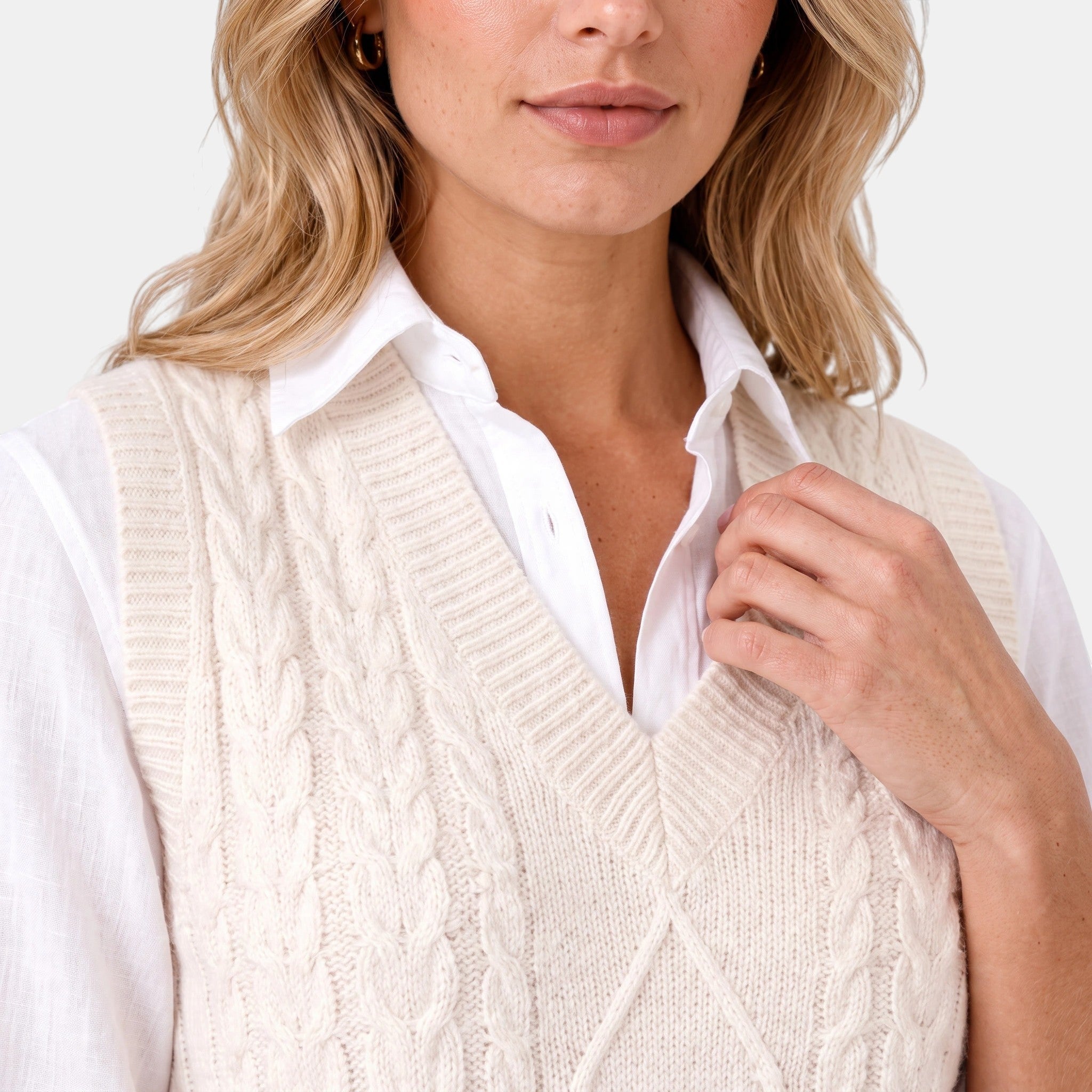 Women's Sweater Vest with V Neck and Cable Knit Design