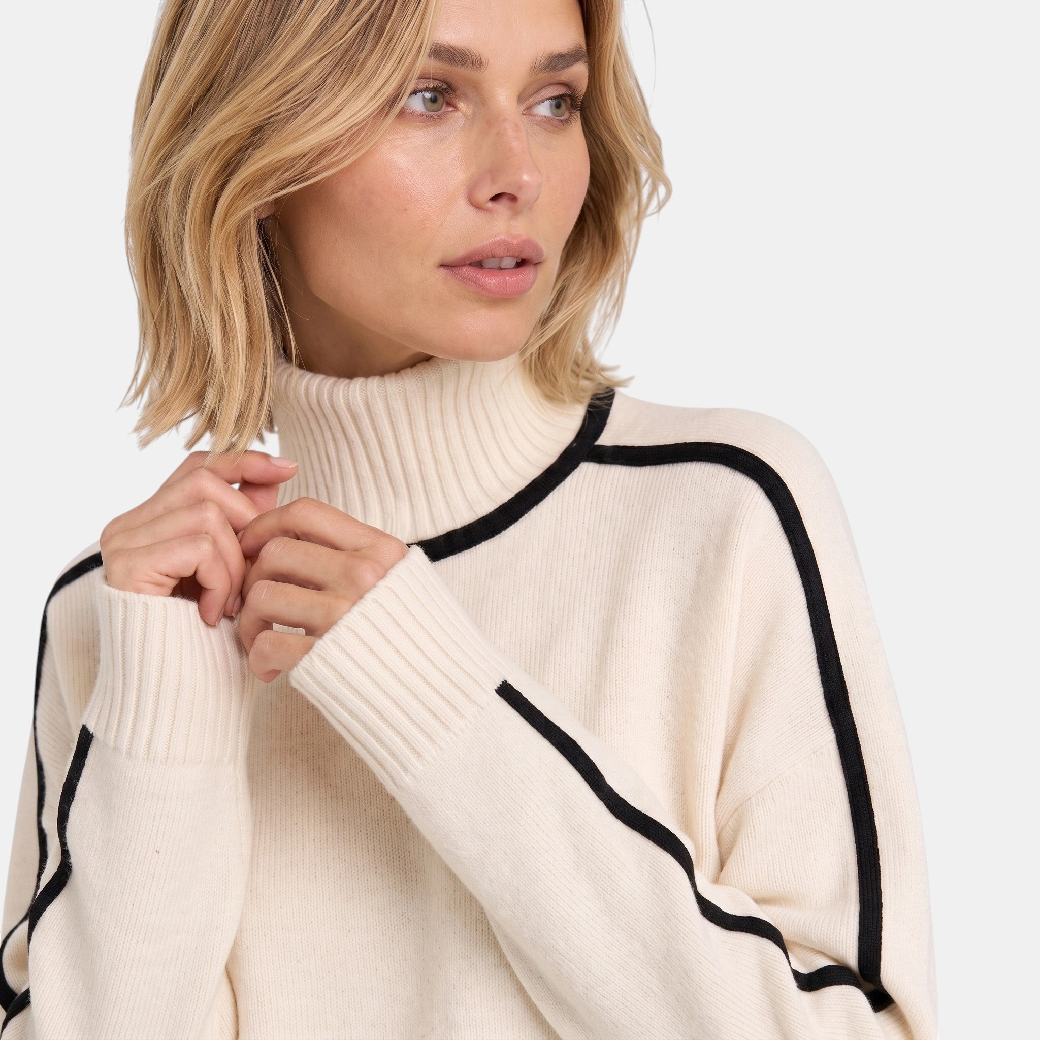 Women's Sweater with Roll Neck and Contrast Trim