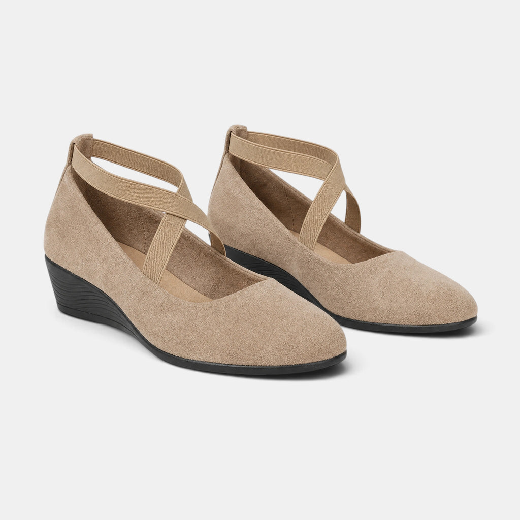 Women's Wedge Flats with Cross Straps and Pointed Toe